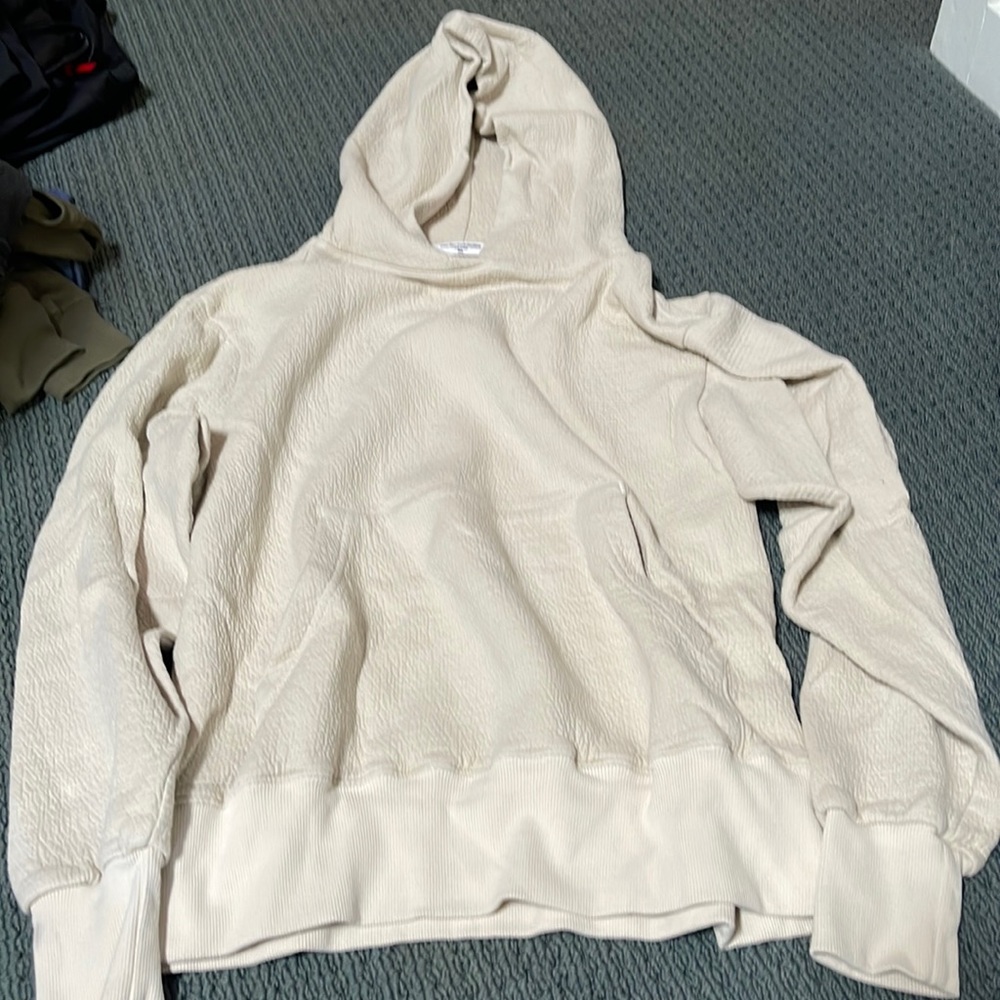 Perfect white tee hoodie